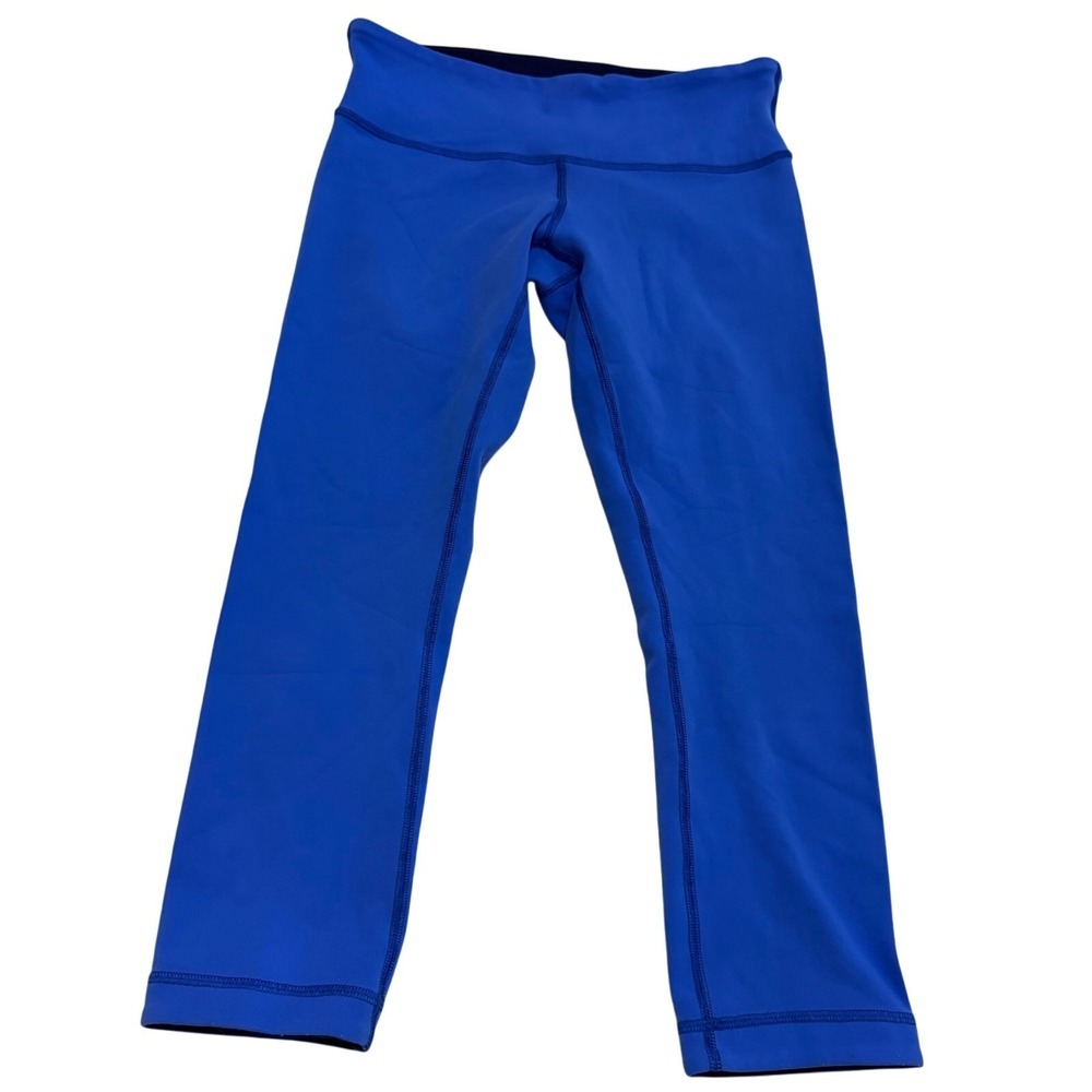 EUC Lululemon blue capris sz 6 activewear yoga leggings
